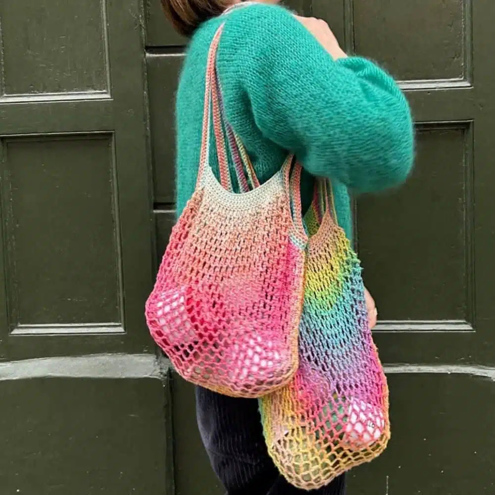 Je crochète un sac de course pour le marché