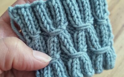 Nouveau cycle : les smocks au tricot